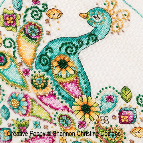 Paon motif cachemire (Paisley Peacock) broderie point de croix, création Shannon Christine Wasilieff, zoom3
