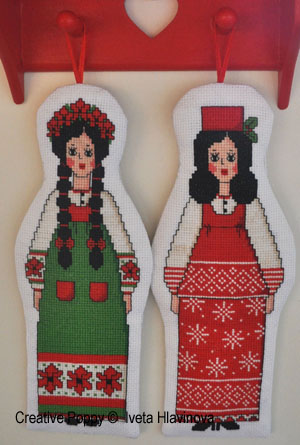 Iveta Hlavinova - Inspiration russe (2 poupées) (grille de broderie point de croix)