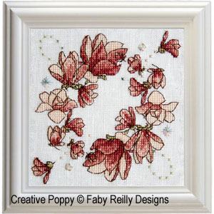 Faby Reilly - Biscornu couronne de magnolias (grille de broderie point de croix) (zoom 4)