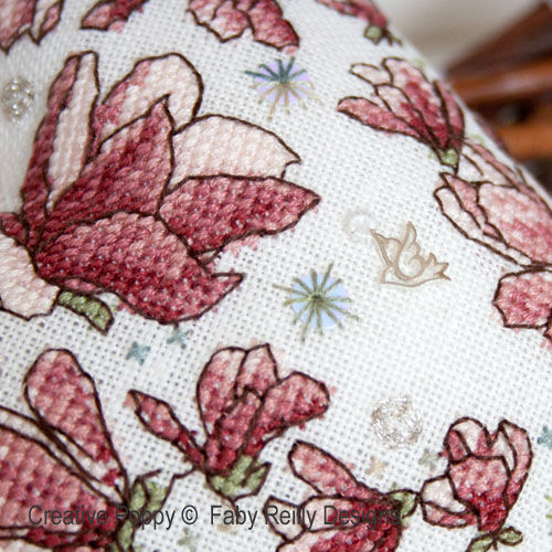 Coeur Magnolia, grille de broderie, création Faby Reilly