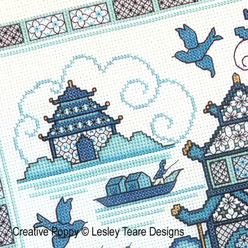 Lesley Teare Designs - Paysage bleu au pavillon - 1, détail 3 (grille point de croix)