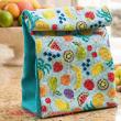 <b>Lunch Bag Fruity</b><br>grille point de croix<br>création <b>Tapestry Barn</b>