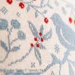 Tapestry Barn - Oiseaux et baies rouges, zoom 1 (grille de broderie point de croix)