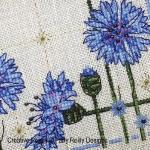 Faby Reilly Designs - Anthea - Juin - Bleuets, détail 1 (grille point de croix)