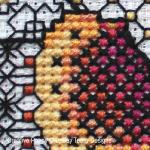 Lesley Teare - Fleur et Papillon - Broderie en Blackwork, zoom 3 (grille de broderie point de croix)